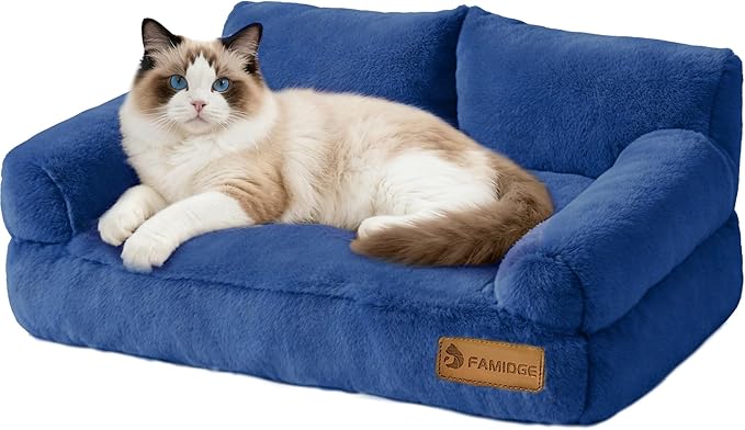 FAMIDGE Plush Cat Couch Bed by FAMIDGE