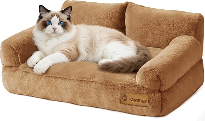 FAMIDGE Plush Cat Couch Bed by FAMIDGE