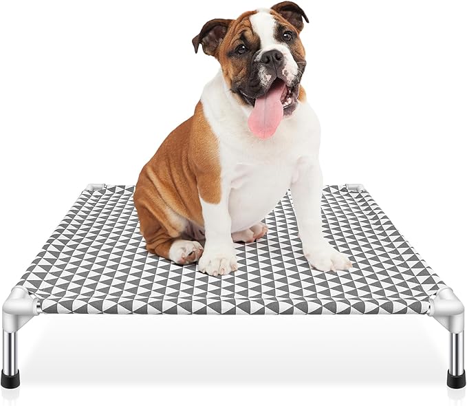 Kuntrust Elevated Outdoor Dog Bed, Medium Size, Cotton Material, Non-Slip Feet by KuntrustDirect