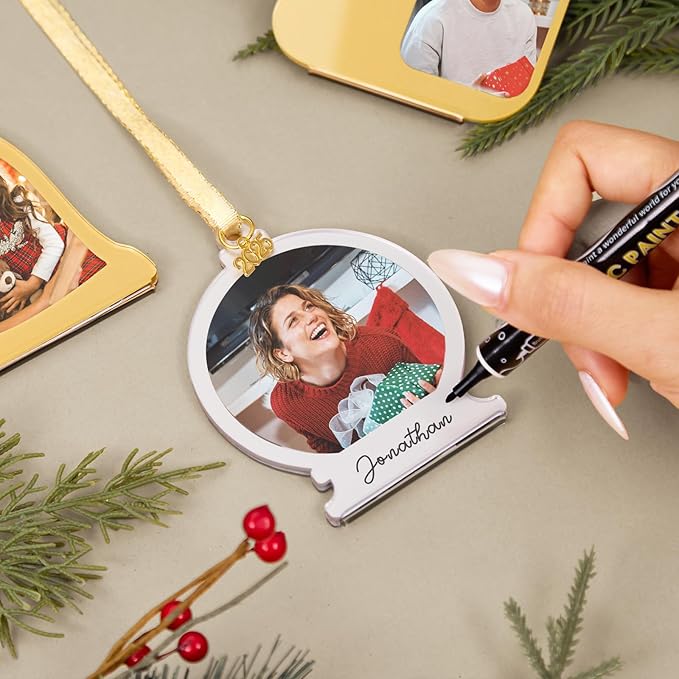 UNIQOOO Jingle Bell Christmas Acrylic Picture Frame Ornaments - Image 6