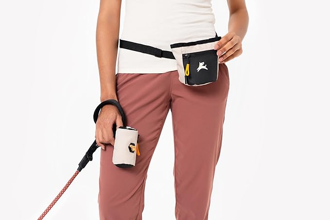 OllyDog Goodie Treat Bag, Dog Treat Pouch, Waist Belt Clip - Image 2
