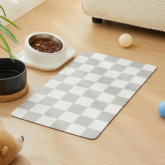 Checkered Dog Feeding Mat, Absorbent Mats by Ralxion