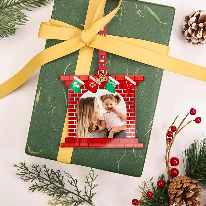 UNIQOOO 2025 Mantel House Christmas Acrylic Picture Frame Ornaments - Image 7