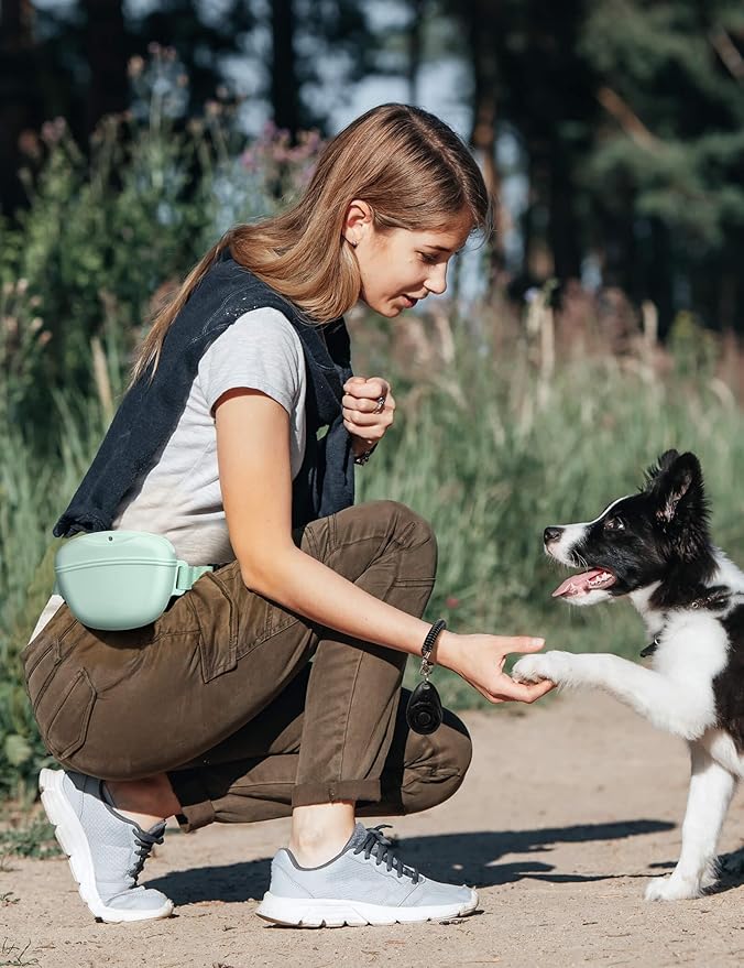 heouvo Dog Treat Pouch with Training Clicker, Upgrade Stronger Magnetic Closure - Image 3