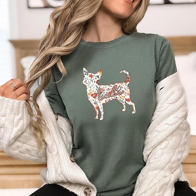 Custom Chihuahua Dog Lover Sweatshirt, Personalized Floral Breed Owner Gift - Image 4