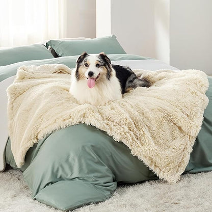 Bedsure Dog Blankets for Large Dogs, Fluffy Waterproof Dog Blanket for Couch by Unknown