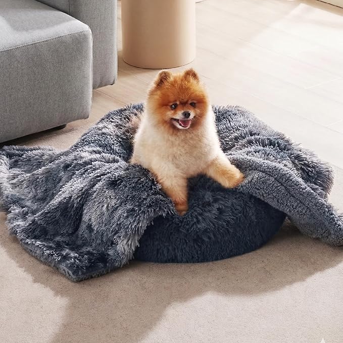 Bedsure Dog Blankets for Small Dogs, Fluffy Waterproof Dog Blanket for Couches by Unknown