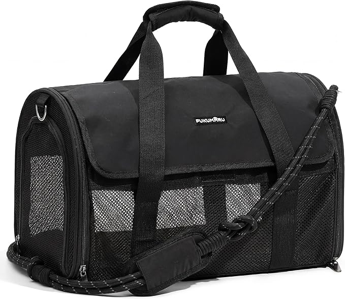 FUKUMARU Cat Carrier, Light & Airy Pet Carrier, 2-in-1 Shoulder Strap Leash by FUKUMARU