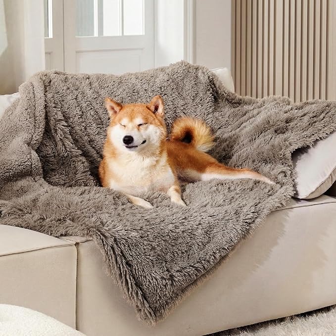 Bedsure Dog Blankets for Large Dogs, Fluffy Waterproof Dog Blanket for Couches by Unknown