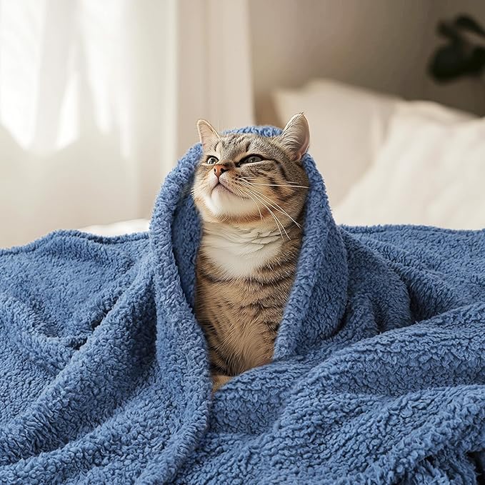 Luciphia Premium Fleece Dog Puppy Blanket Soft Pet Sherpa Calming Cat Blankets - Image 6