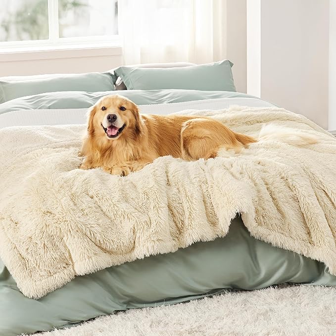 Bedsure Dog Blankets for Large Dogs, Waterproof Dog Blanket for Couch Protector by Unknown