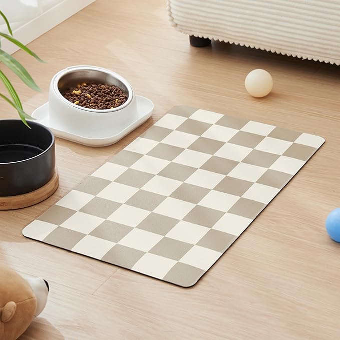 Checkered Dog Feeding Mat, Absorbent Mats by Ralxion
