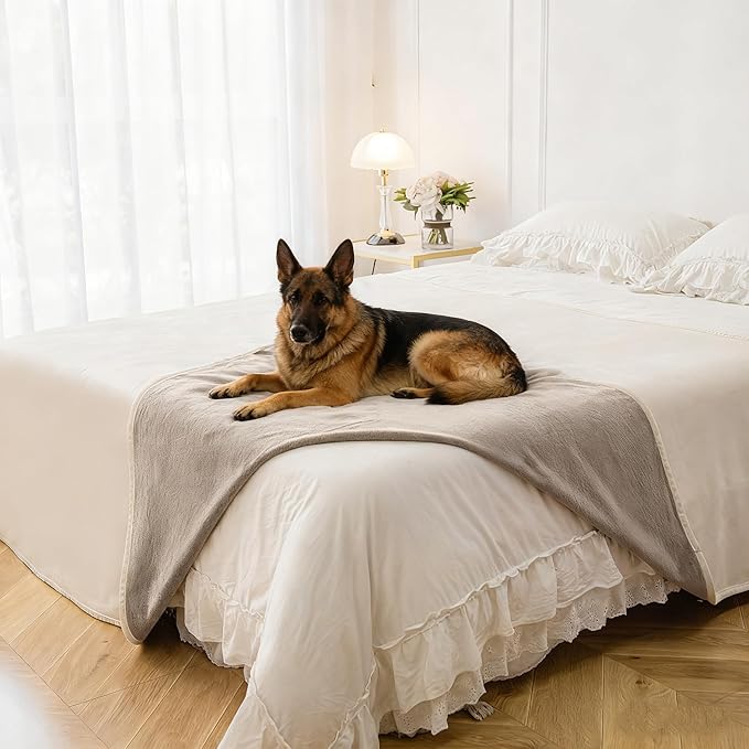Waterproof Dog Blanket for Bed, Reversible Queen Size Pet Couch Throw Blankets by Secfeeling