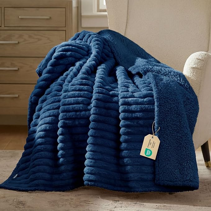 Bedsure ComfyFleece™ Waterproof Dog Blankets by Unknown