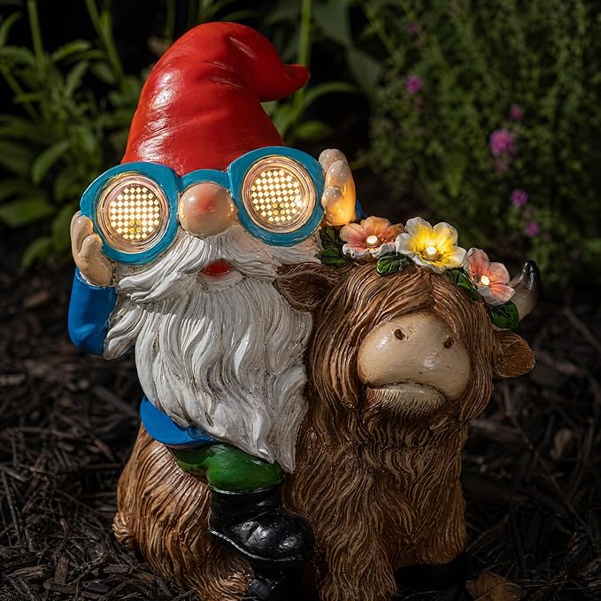 C&Y&G&X Solar Garden Gnome Statue - Image 7