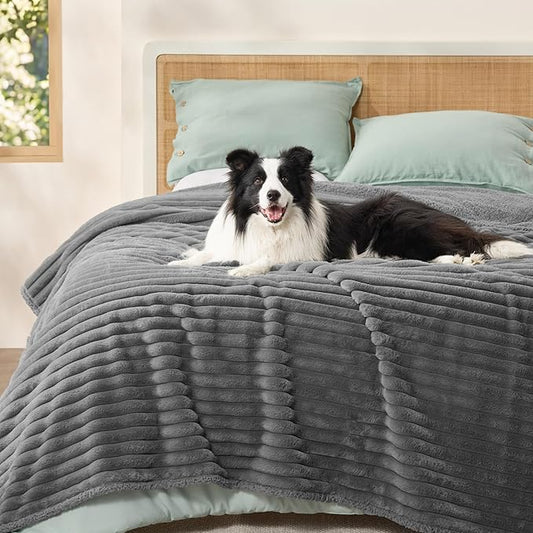 Bedsure ComfyFleece™ Waterproof Blanket by Unknown